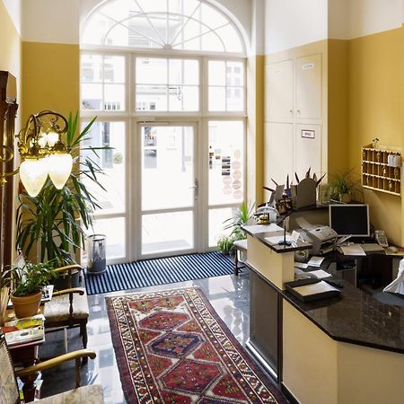 Hotel Garni Am Markt - Businesshotel - Fruehstuecksbuffet - Fahrradabstellplatz - Hunde Willkommen نويشتات باي كوبورغ المظهر الخارجي الصورة